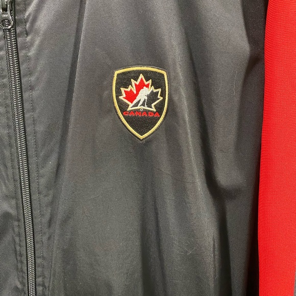 Nike Team Canada hockey jacket, made by Bauer, size Large. - Picture 4 of 6